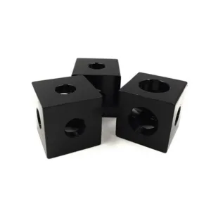 Cubo de Conexão de 3 Vias em Alumínio p/ Perfil Base 20 - V-Slot e T-Slot